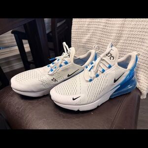 Men’s Nike shoes